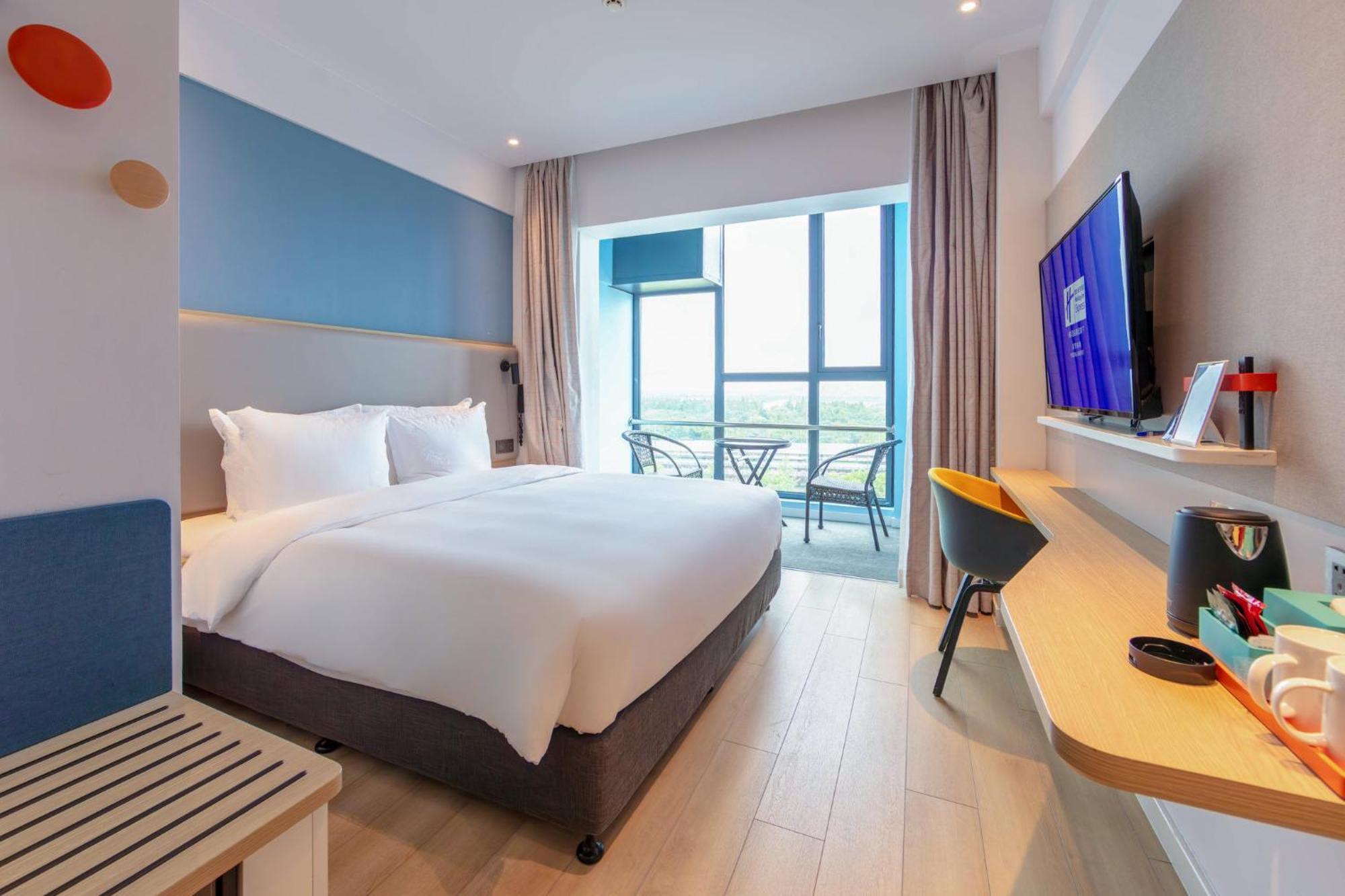 Hotel Express Pudong Airport By Ihg Shanghai